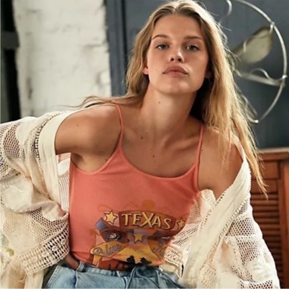 UFT/S Spell ⁺₊⋆ ☾⋆⁺₊ Blue Moon Ribbed Singlet Tank in Coral - Picture 10 of 12